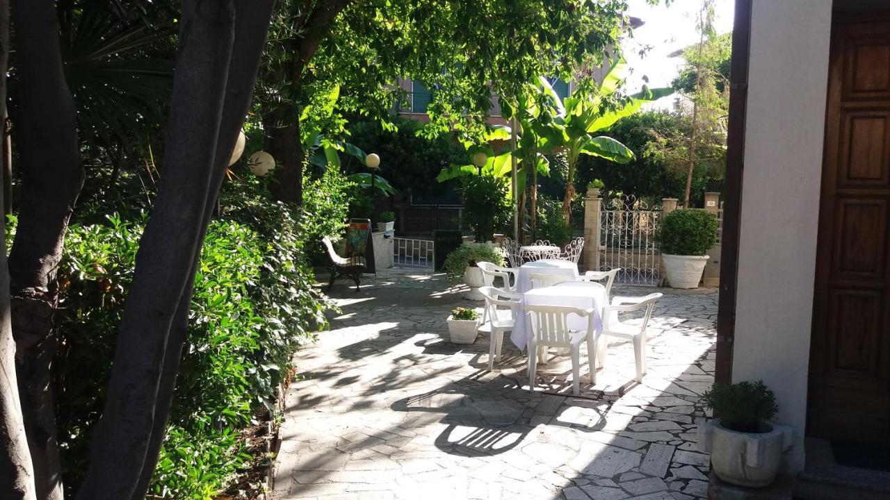 Albergo Moretti Senigallia Eksteriør bilde