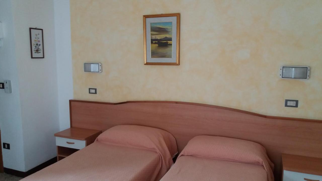 Albergo Moretti Senigallia Eksteriør bilde