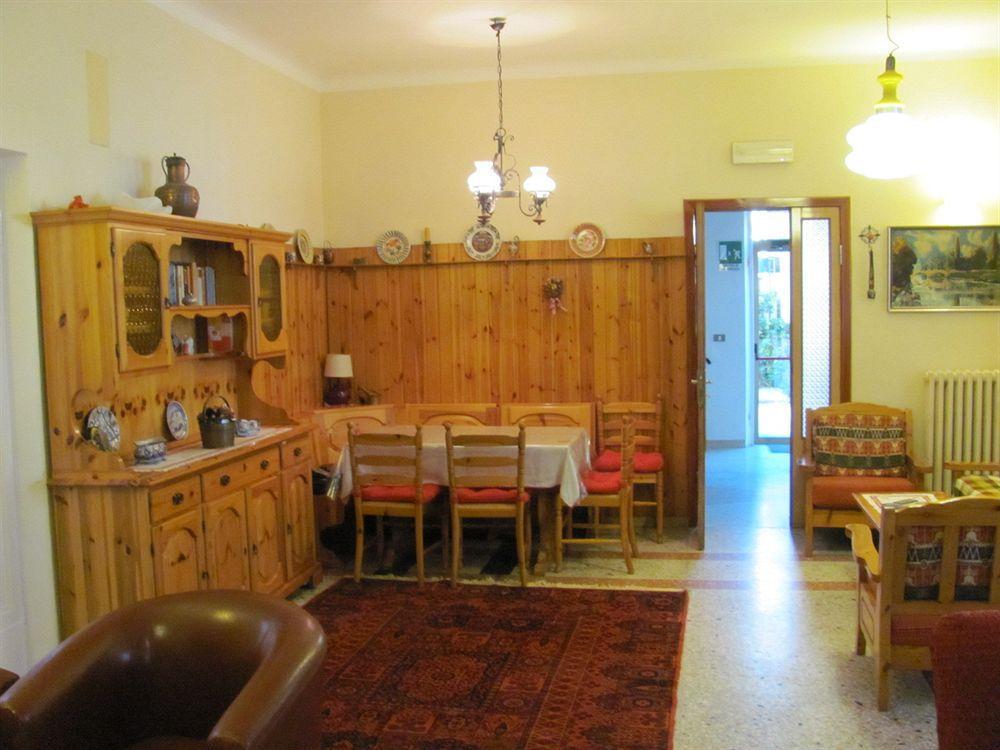 Albergo Moretti Senigallia Eksteriør bilde