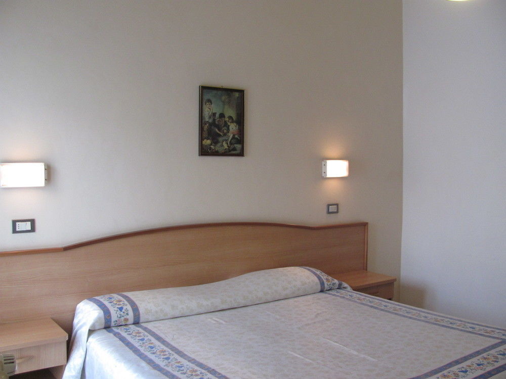 Albergo Moretti Senigallia Eksteriør bilde