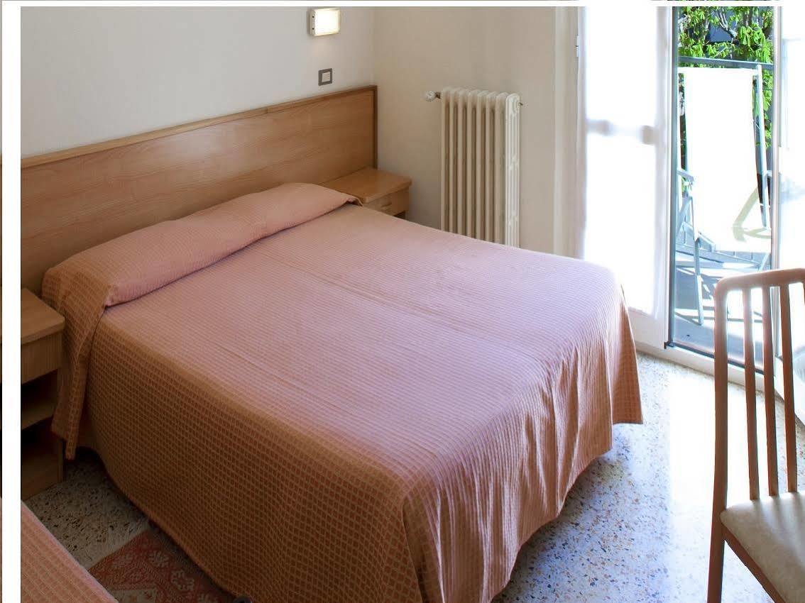 Albergo Moretti Senigallia Eksteriør bilde